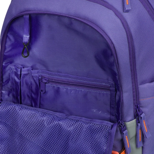 Organizzazione intelligente e tasca per laptop