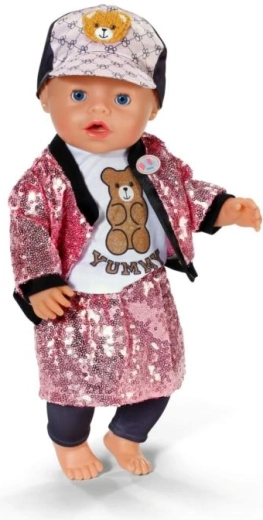 Vestizione facile e dettagli realistici