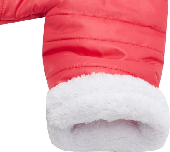 Design adorabile con orecchiette e cuciture di qualità