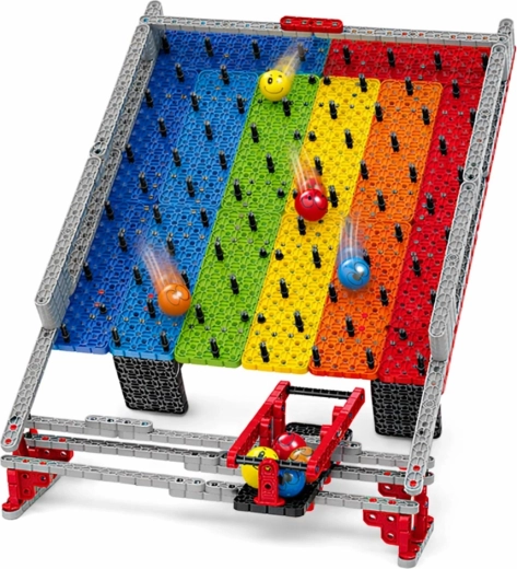 Superficie di gioco arcobaleno con ostacoli