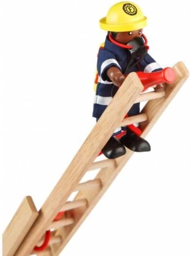Legno resistente e forma adatta alle mani piccole