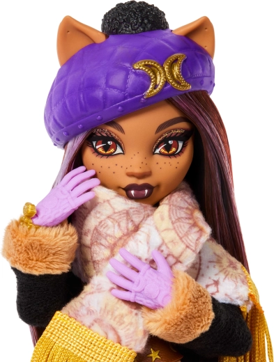Clawdeen Wolf in stile invernale con accessori
