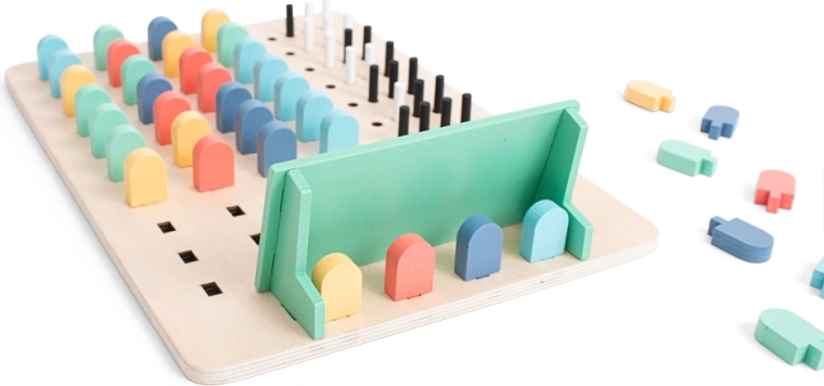 Chiaro tabellone di gioco in legno