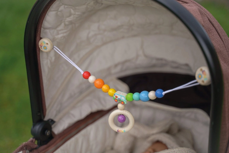 Perline arcobaleno in legno di qualità