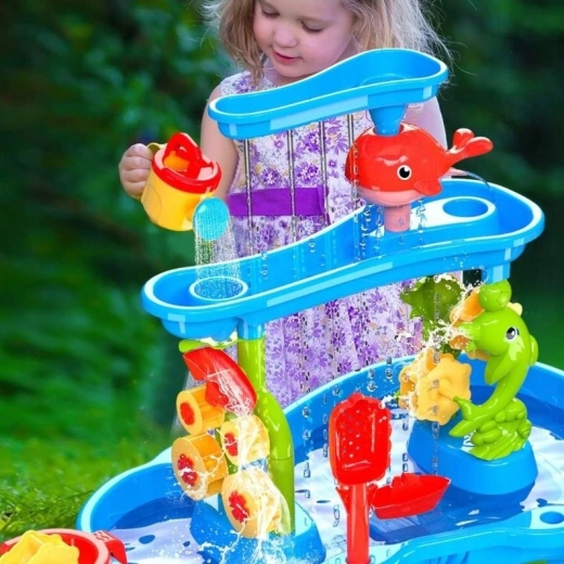 Cascata a 3 piani con ruote idrauliche