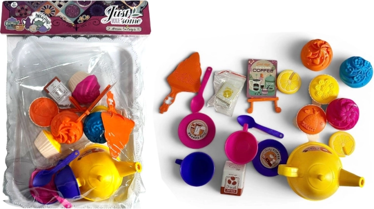 Set da tè e caffè per bambini con dolcetti