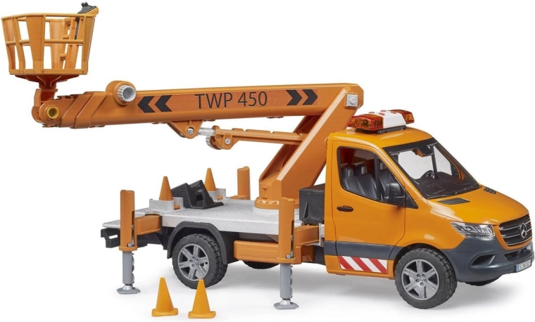 Bruder Mercedes-Benz Sprinter con piattaforma