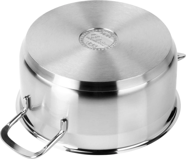 Fondo akutermico multistrato per una cottura efficiente