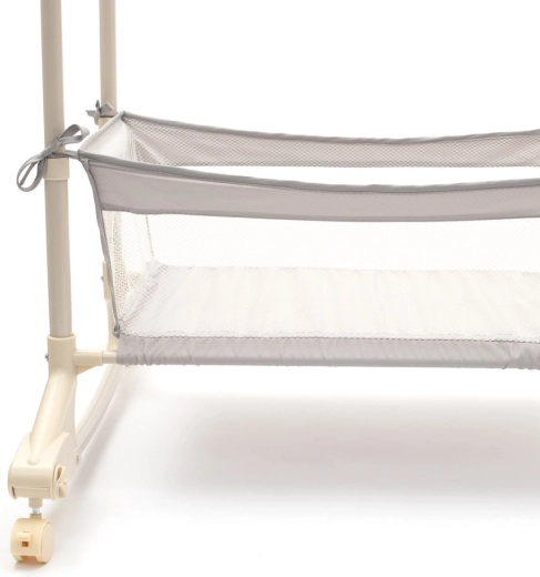 Mobilità e rapida trasformazione in culla a dondolo