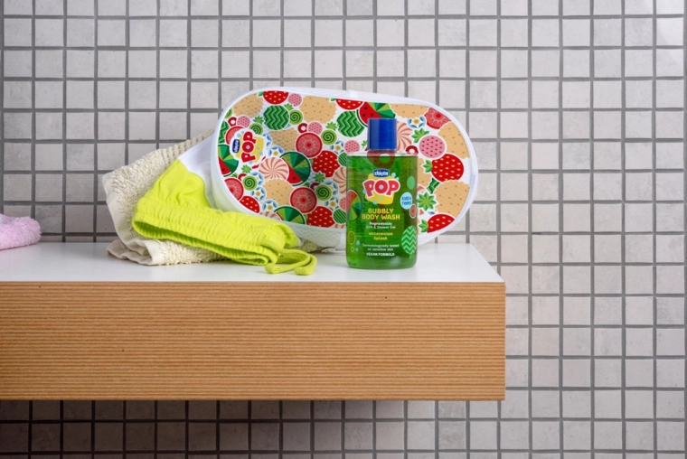 Confezione pratica per il bagno e per i viaggi