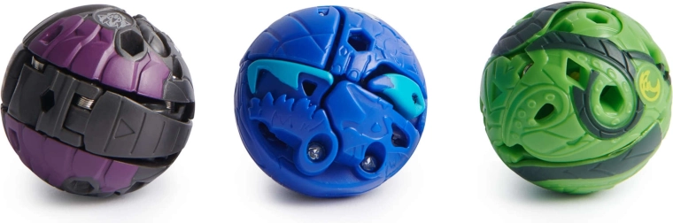 Cinque guerrieri trasformabili in un unico set