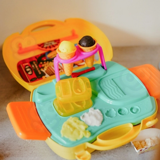 Creazioni con pasta modellabile