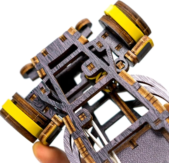 Motore a elastico con autonomia fino a 1 metro