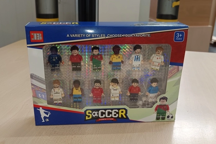 Figure da costruzione di calciatori con palloni - 1 pezzo
