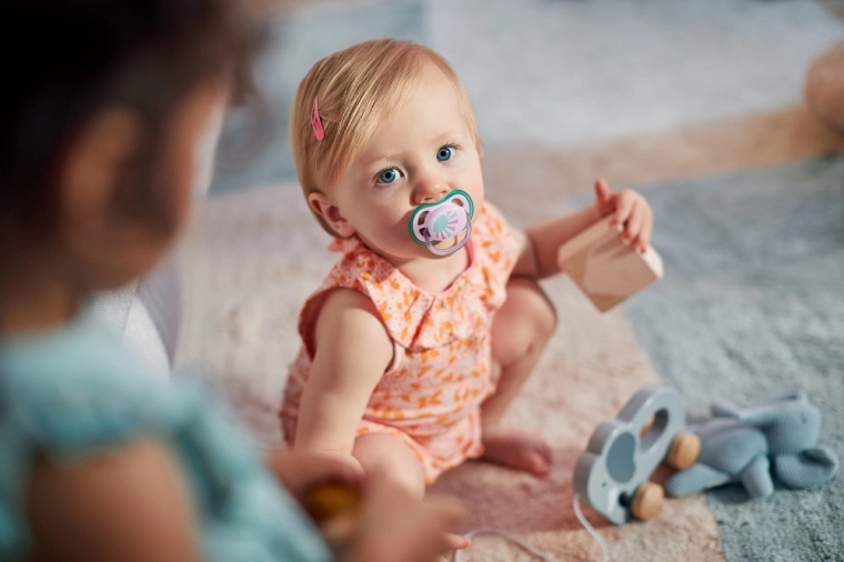 Tettarella ortodontica in silicone con sensazione naturale