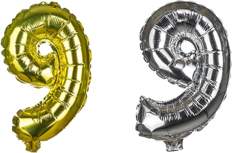 Aspetto metallico lucido in oro e argento