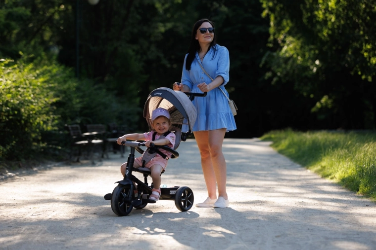 Protezione solare con UPF 50+