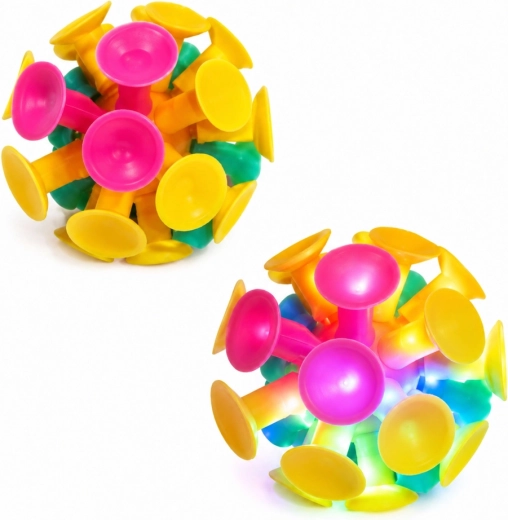 Le palline con ventose si attaccano facilmente