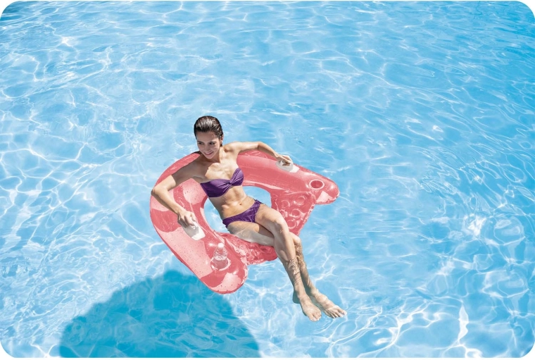 Due portabicchieri e presa sicura