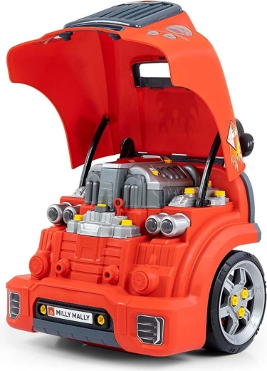 Cofano apribile e motore realistico