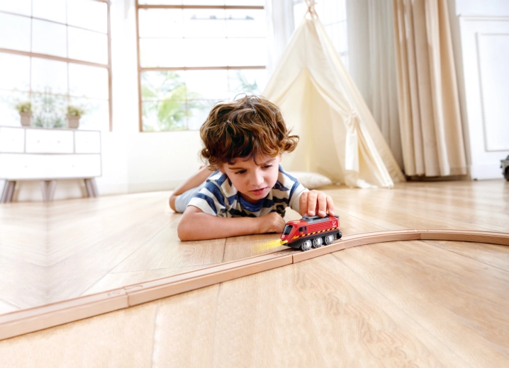 Per ferrovie in legno