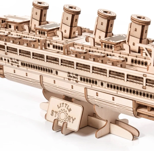 Modello dettagliato di nave da escursione