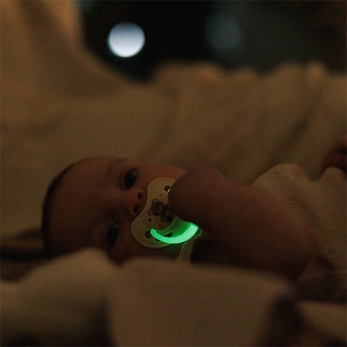 Tranquillità notturna con impugnatura fluorescente