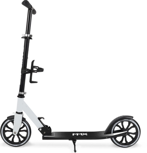 Ruote grandi da 20,5 cm e cuscinetti ABEC-7 per una guida fluida