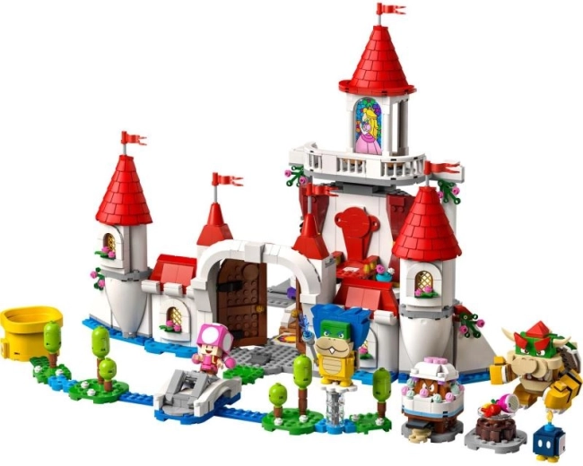 Castello di Peach dettagliato ricco di elementi di gioco