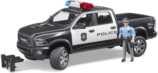 Poliziotto con equipaggiamento completo