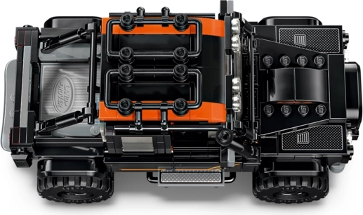 Land Rover Defender ricco di dettagli off-road