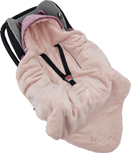 Installazione facile senza slacciare le cinture