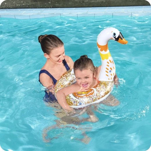 Nuoto più sicuro grazie a due camere