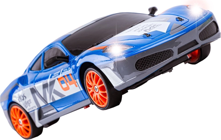 Trazione 4WD e ruote da drift per derapate decise