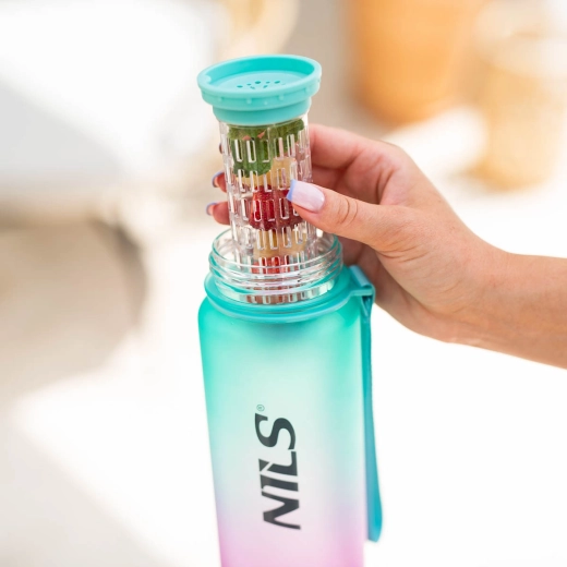 Acqua rinfrescante grazie all’infusore rimovibile