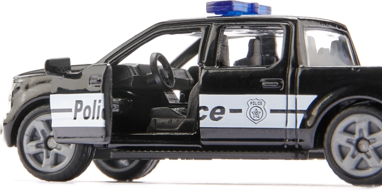 Carrozzeria in metallo, interno dettagliato