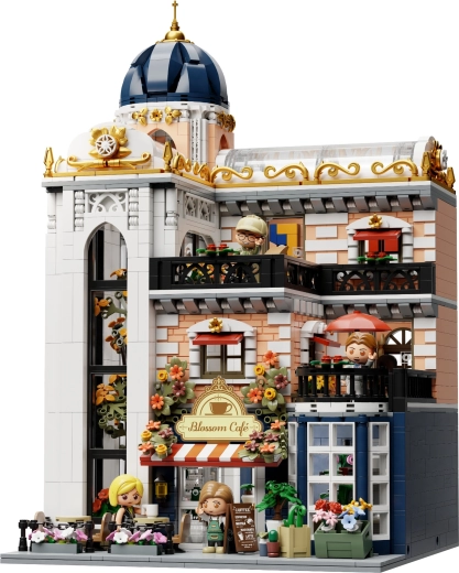 Architettura a tre piani con cupola