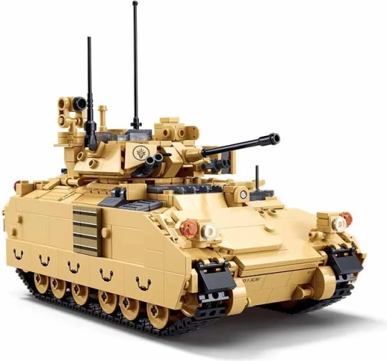 Carro realistico con torretta girevole e botole funzionali