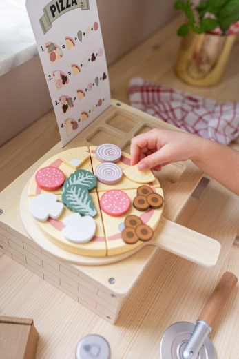 Ingredienti con velcro per un gioco realistico
