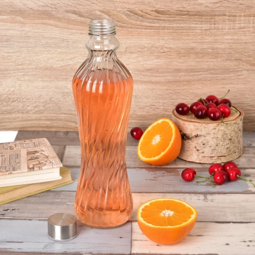 Capacità pratica 0,98 l e forma comoda