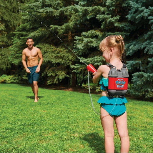 Potente getto d’acqua fino a 9 metri