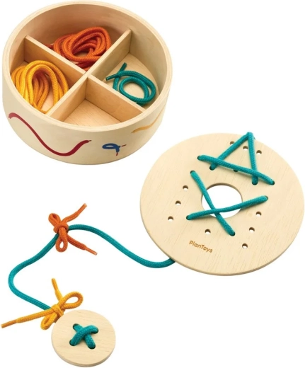 Tavolette da infilare PlanToys con lacci in box contenitore