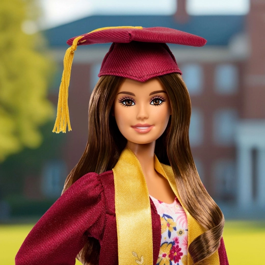 Elegante outfit da laurea
