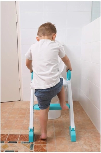 Salita sicura grazie ai gradini antiscivolo e alle maniglie