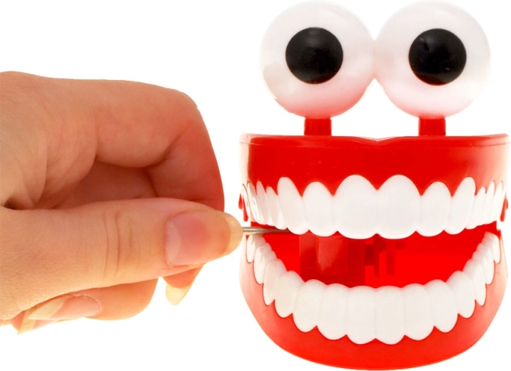 Denti che scattano per tanto divertimento