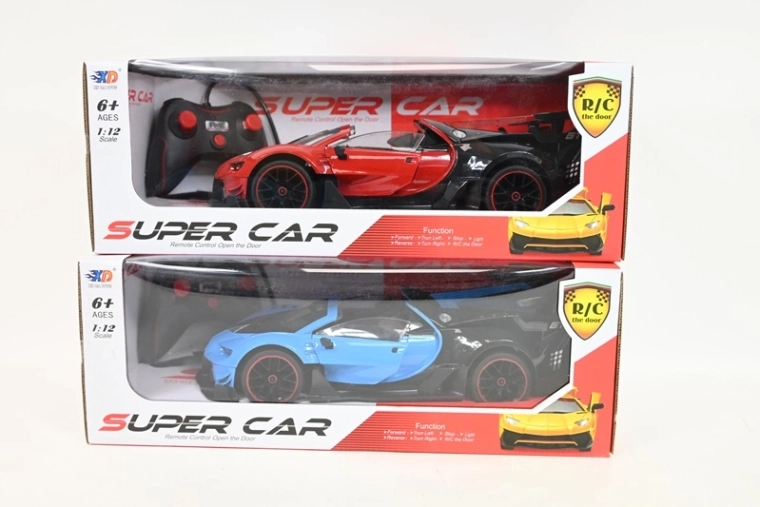 Auto sportiva radiocomandata con accessori