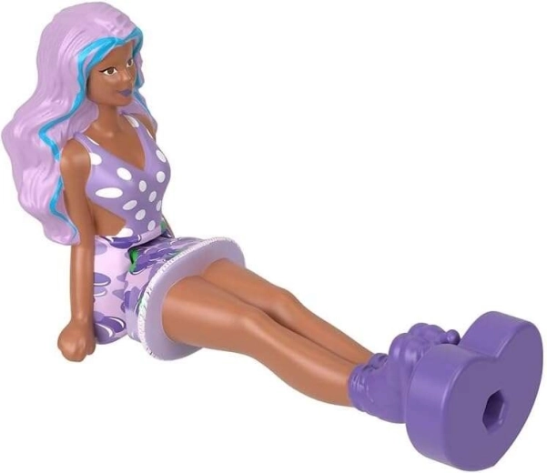 Mini bambola alla moda