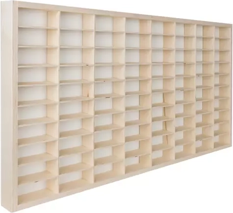 80 scomparti per una collezione ordinata