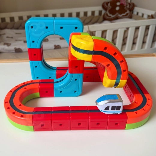 Trenino elettrico con ricarica USB