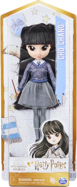 Uniforme scolastica e bacchetta magica
